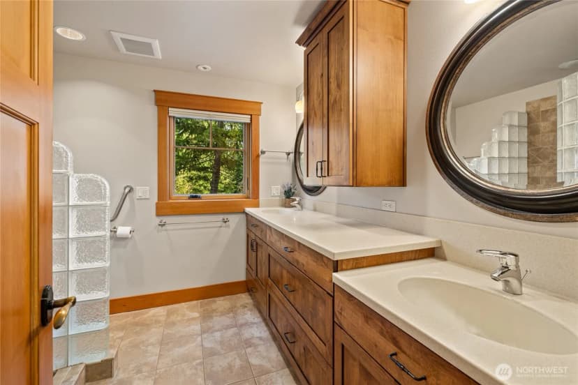 Property photo for 30 Lily Court, Cle Elum photo 24