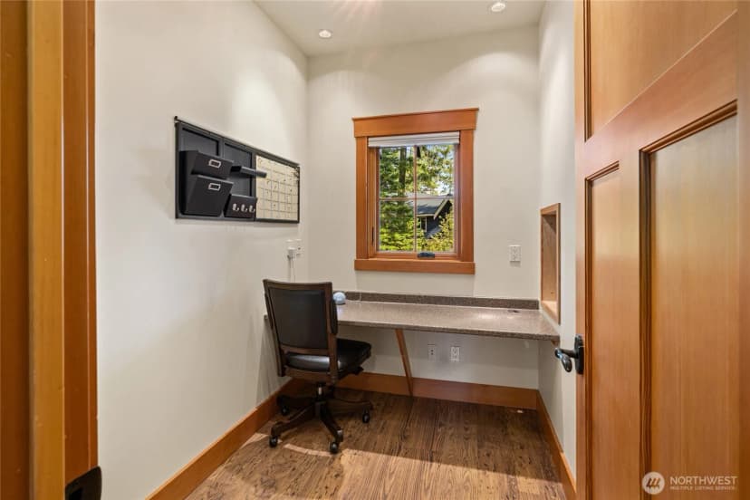 Property photo for 30 Lily Court, Cle Elum photo 21