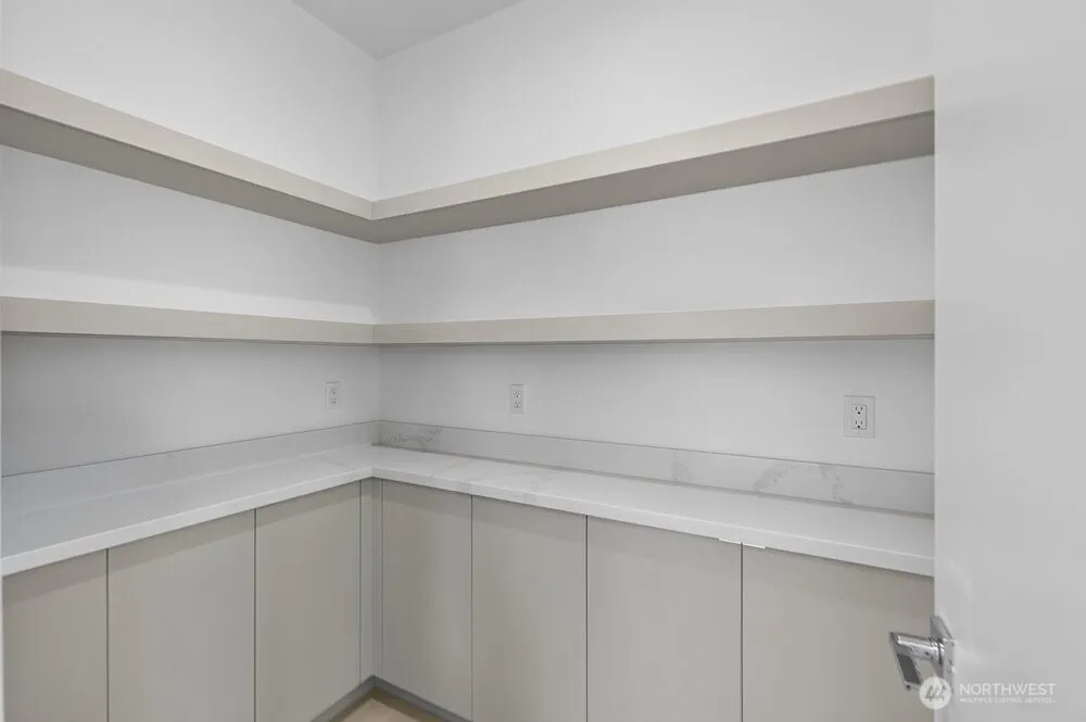 Property photo for 1216 Ne 100th Street, Seattle photo 19