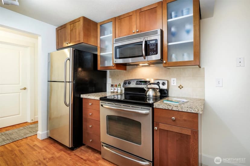 Property photo for 300 N 130th Street #7105, Seattle photo 8