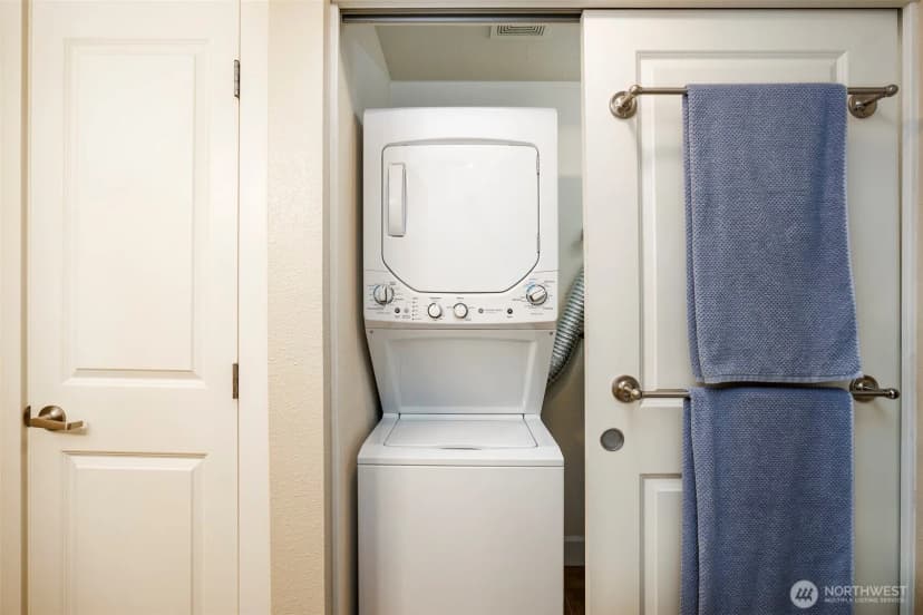 Property photo for 300 N 130th Street #7105, Seattle photo 15