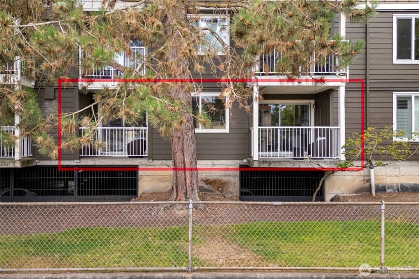Property photo for 300 N 130th Street #7105, Seattle photo 18