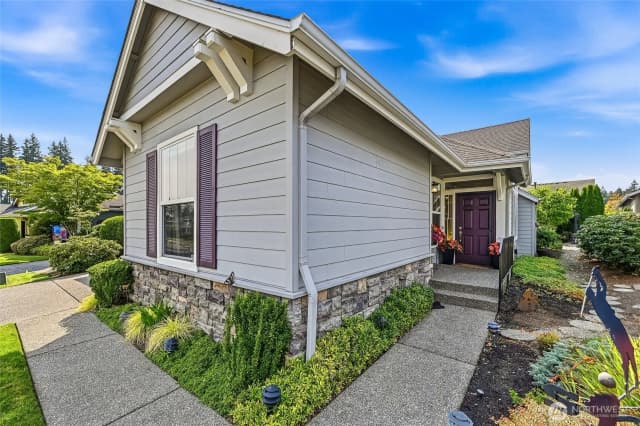 Property photo for 12555 232nd Way Ne, Redmond photo 3