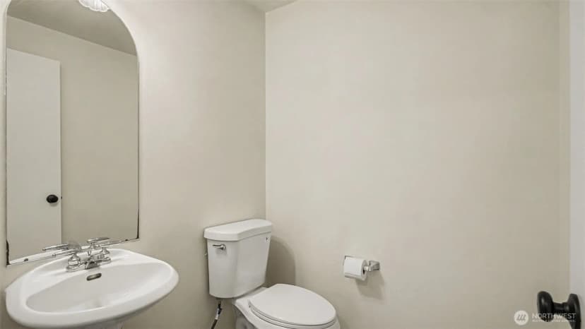 Property photo for 12916 Ne 203rd Ct, Woodinville photo 9