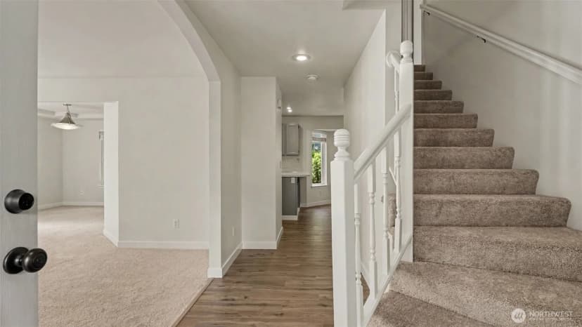 Property photo for 12916 Ne 203rd Ct, Woodinville photo 8
