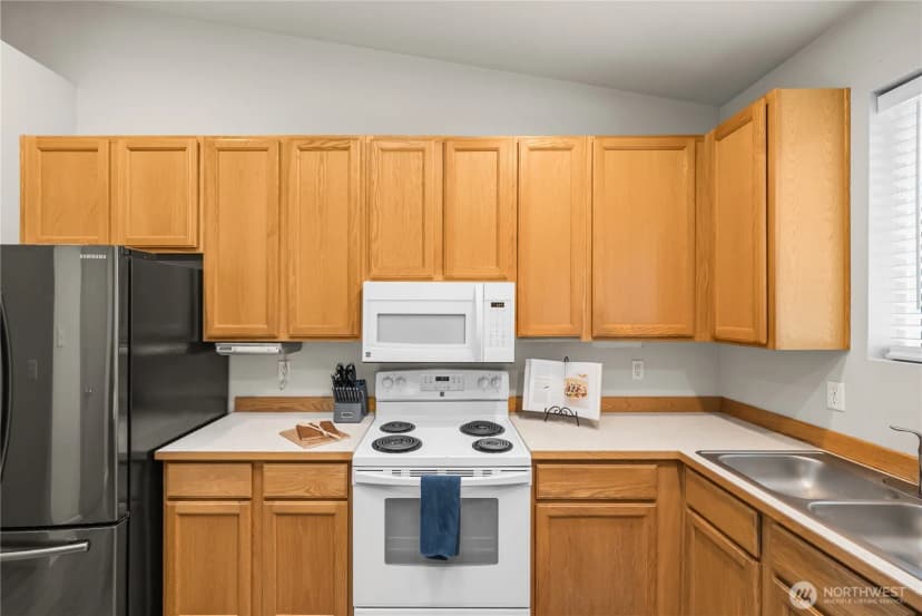 Property photo for 10118 231st Avenue E, Buckley photo 12
