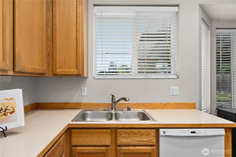 Property photo for 10118 231st Avenue E, Buckley photo 14