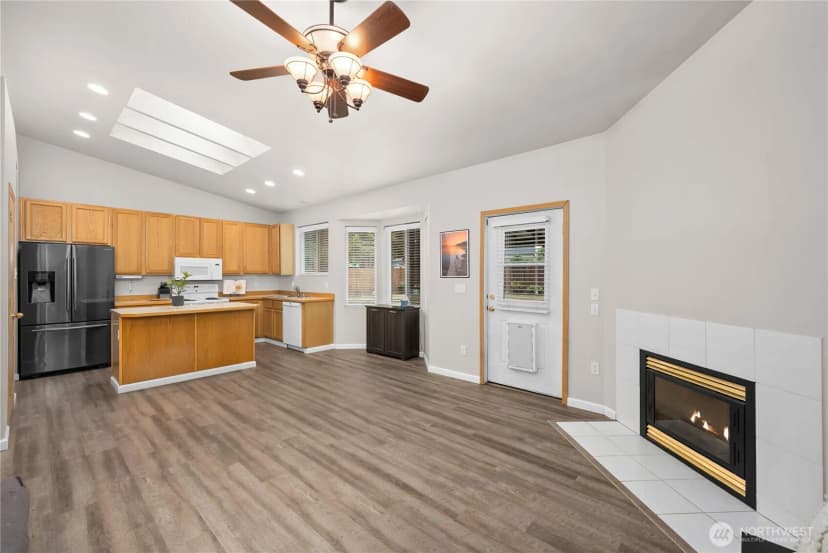 Property photo for 10118 231st Avenue E, Buckley photo 17