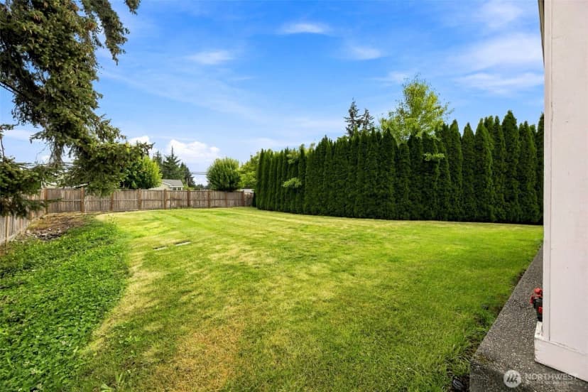Property photo for 13606 96th Avenue E, Puyallup photo 9
