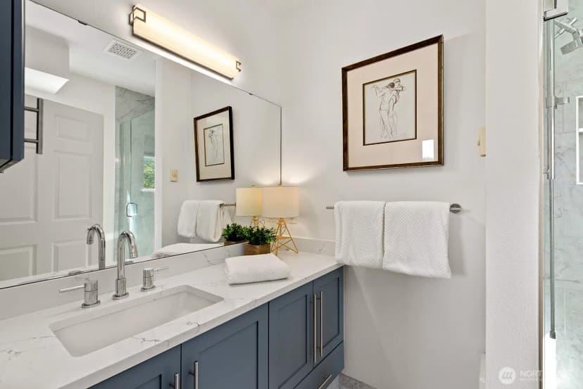 Property photo for 3221 Avalon Way Sw #311, Seattle photo 18