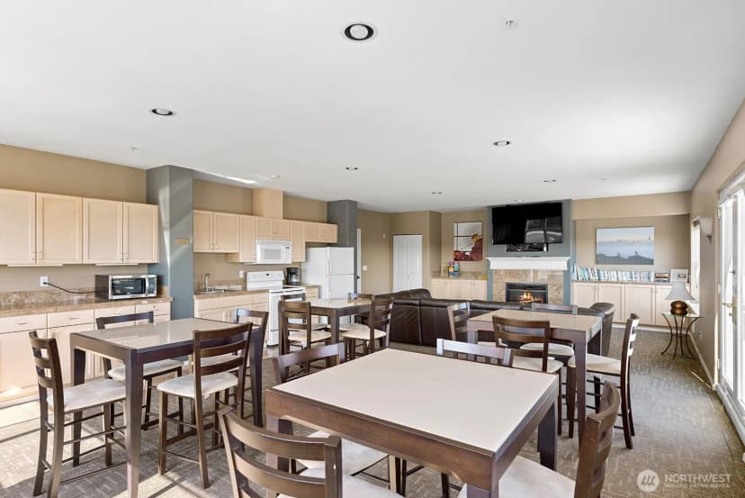 Property photo for 3221 Avalon Way Sw #311, Seattle photo 34