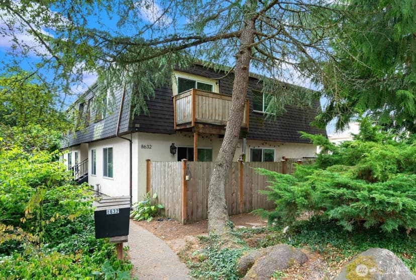 Property photo for 8632 26th Avenue Sw, Seattle
