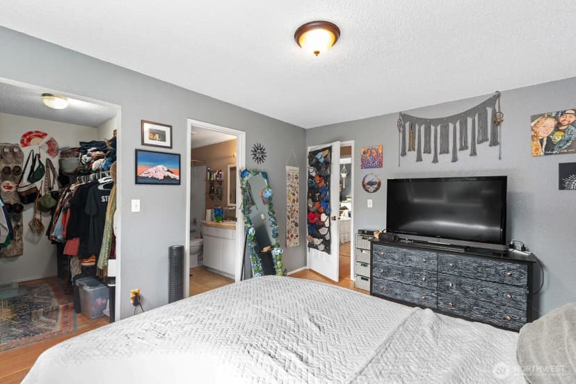 Property photo for 8632 26th Avenue Sw, Seattle photo 13