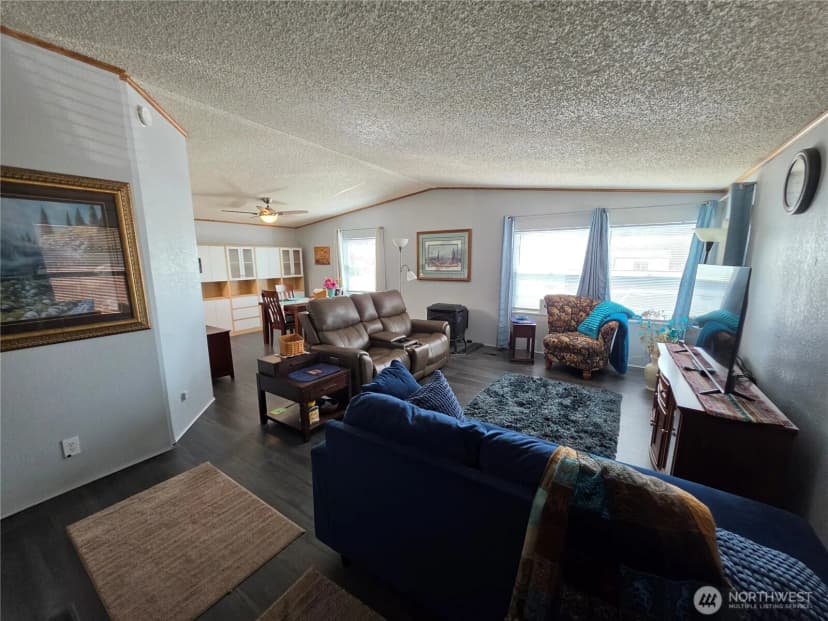 Property photo for 1120 S 25th St #95, Mount Vernon photo 13