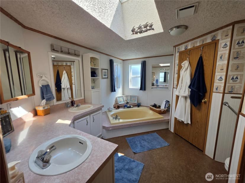 Property photo for 1120 S 25th St #95, Mount Vernon photo 29