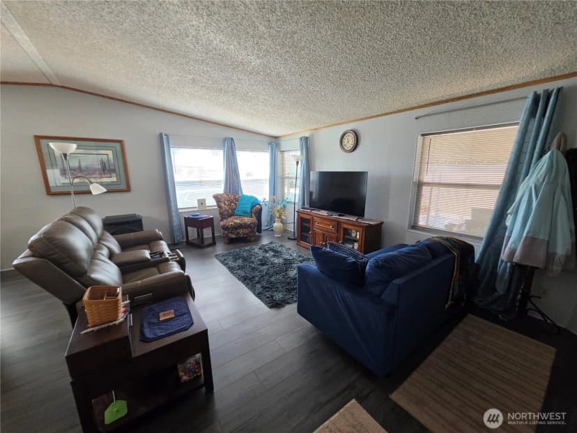 Property photo for 1120 S 25th St #95, Mount Vernon photo 16