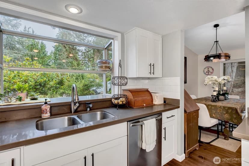 Property photo for 15228 Se 49th Street, Bellevue photo 16