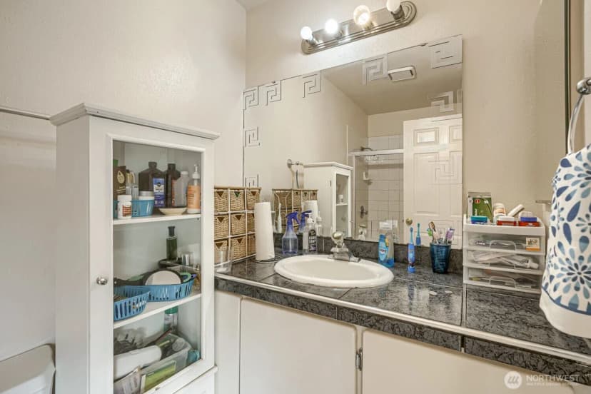 Property photo for 11651 Se 212th Place, Kent photo 12