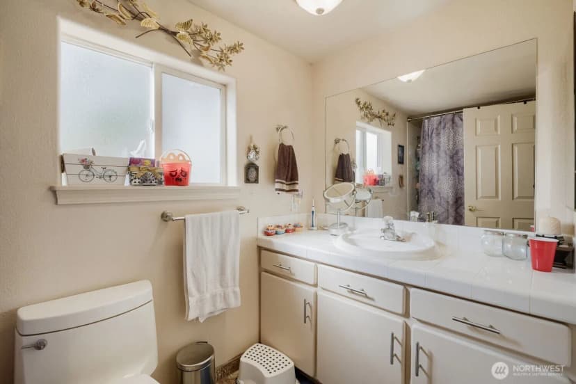 Property photo for 11651 Se 212th Place, Kent photo 27