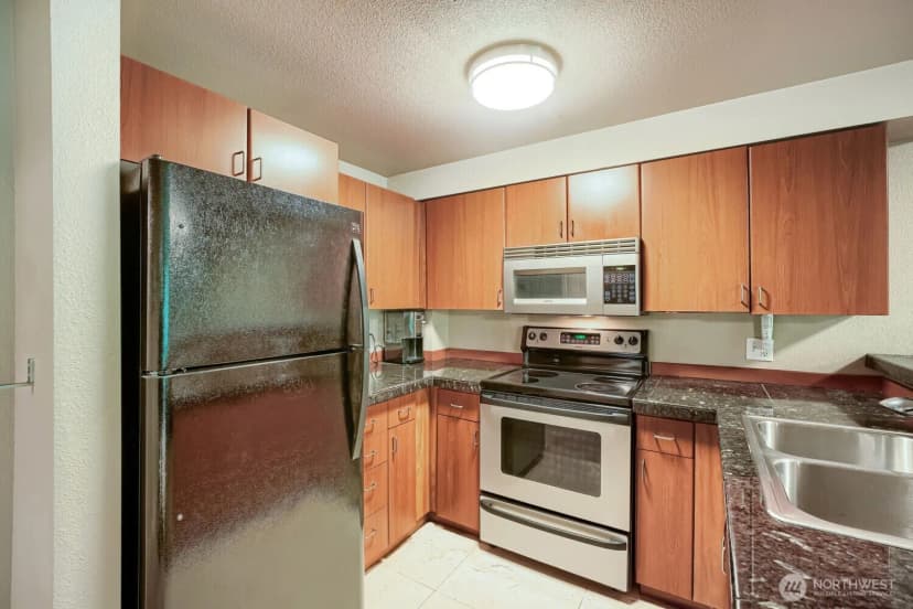 Property photo for 8745 Greenwood Avenue N #409, Seattle photo 9