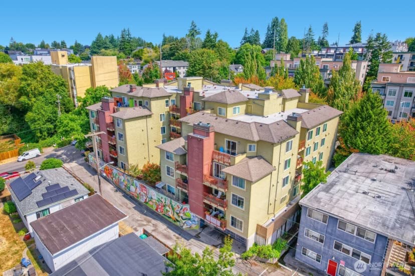 Property photo for 8745 Greenwood Avenue N #409, Seattle photo 25