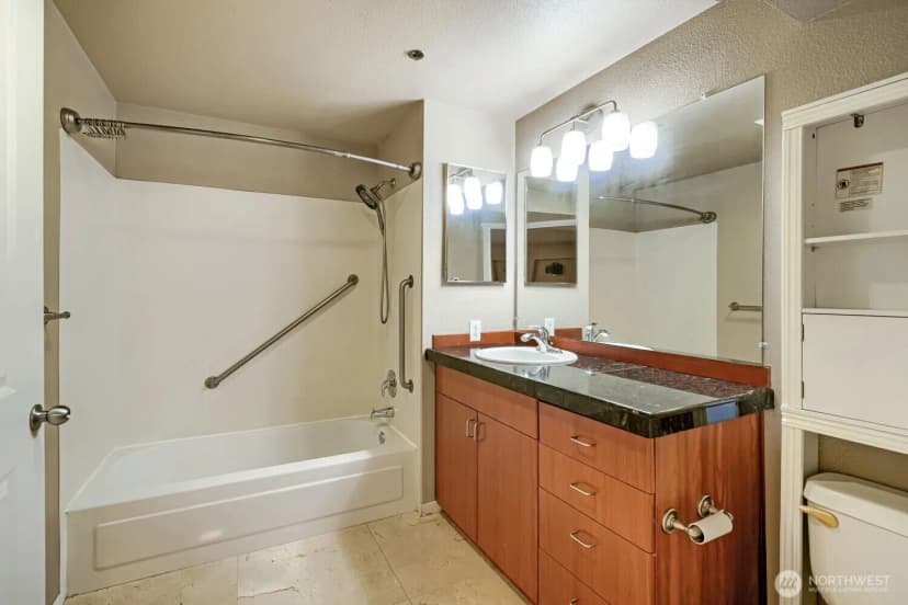 Property photo for 8745 Greenwood Avenue N #409, Seattle photo 15