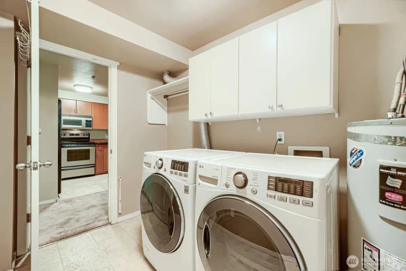 Property photo for 8745 Greenwood Avenue N #409, Seattle photo 17