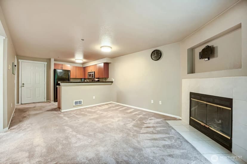 Property photo for 8745 Greenwood Avenue N #409, Seattle photo 6