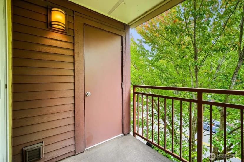Property photo for 8745 Greenwood Avenue N #409, Seattle photo 20