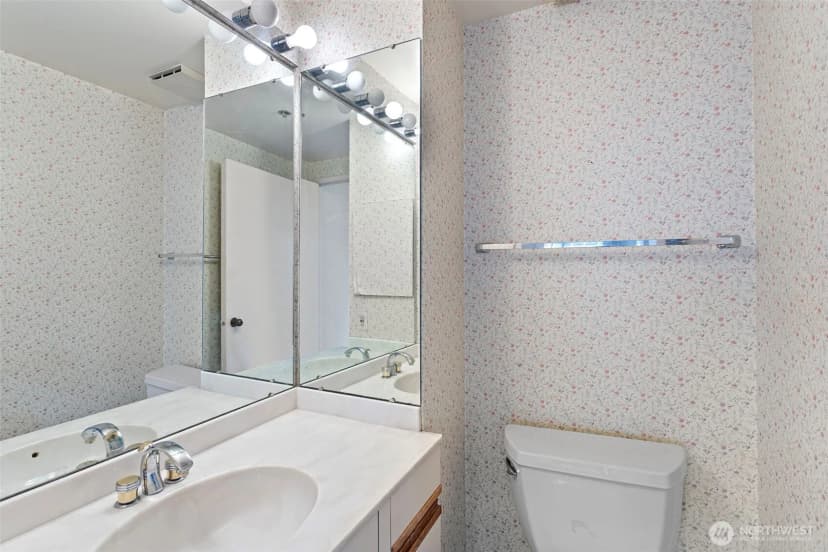 Property photo for 1120 Spring Street #1404, Seattle photo 9