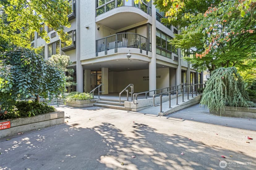 Property photo for 1120 Spring Street #1404, Seattle photo 15