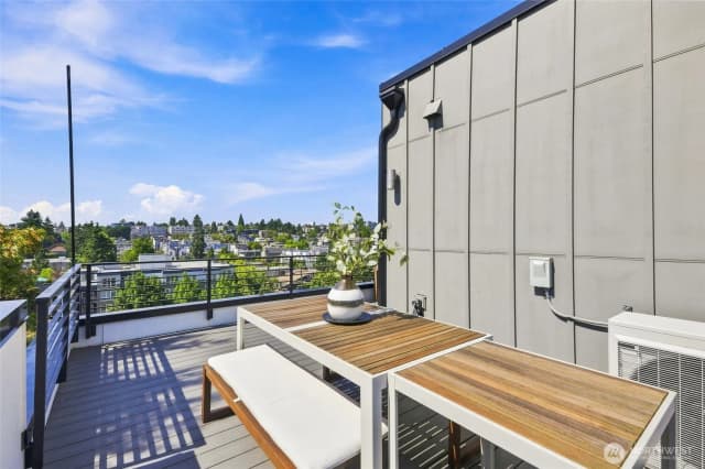 Property photo for 1317 N 44th Street #a, Seattle