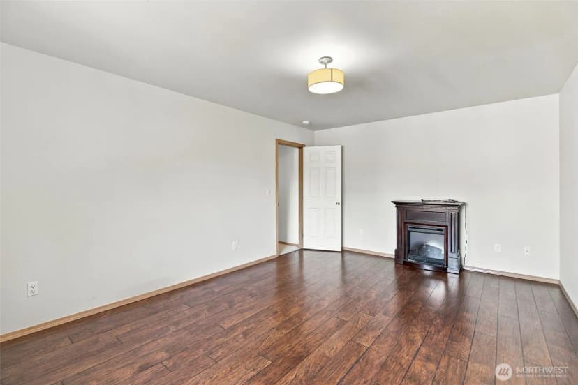 Property photo for 3122 186th Place Ne #a, Arlington photo 9