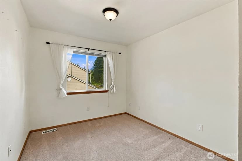 Property photo for 3122 186th Place Ne #a, Arlington photo 12