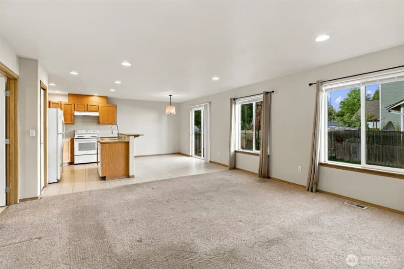 Property photo for 3122 186th Place Ne #a, Arlington photo 6