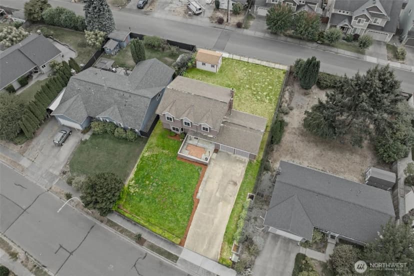Property photo for 2509 Ne 23rd Place, Renton photo 37