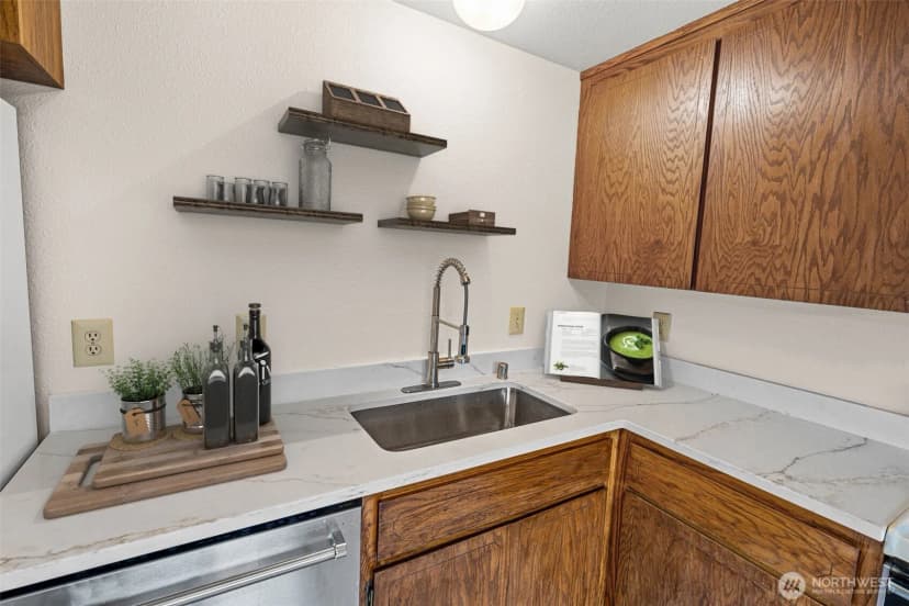Property photo for 2509 Ne 23rd Place, Renton photo 15