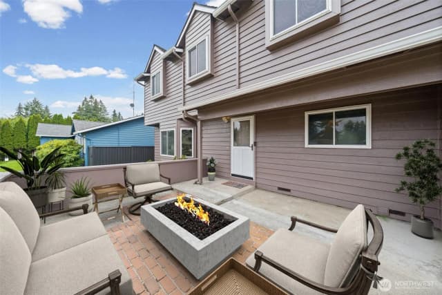 Property photo for 2509 Ne 23rd Place, Renton photo 4