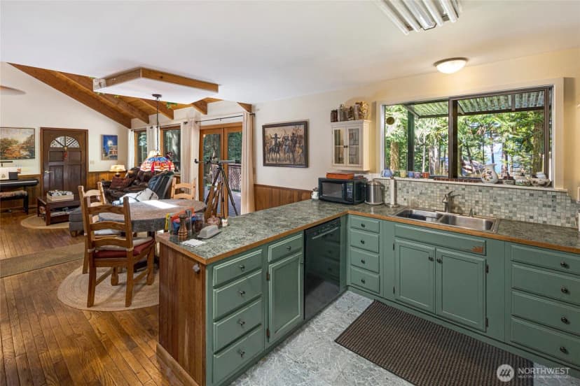 Property photo for 242 Evans Way, Friday Harbor photo 11