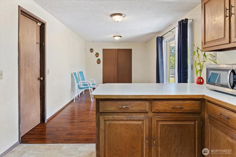 Property photo for 31428 31st Avenue Sw, Federal Way photo 8