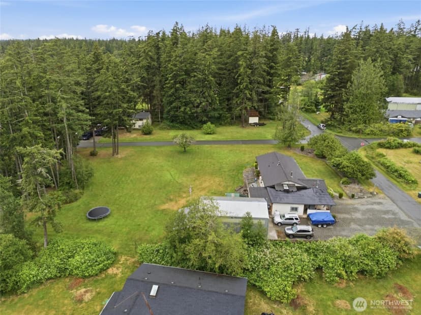 Property photo for 3343 Garfield Court, Oak Harbor photo 34