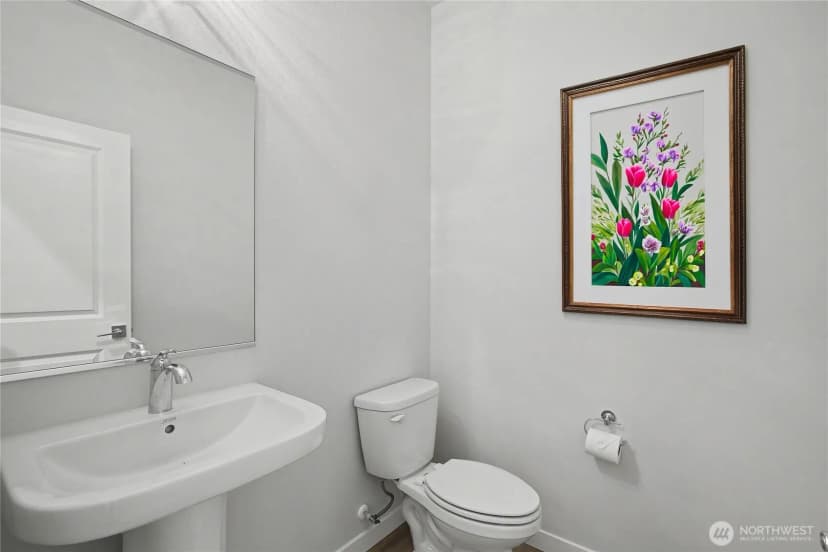 Property photo for 4246 Maple Street Se, Olympia photo 9