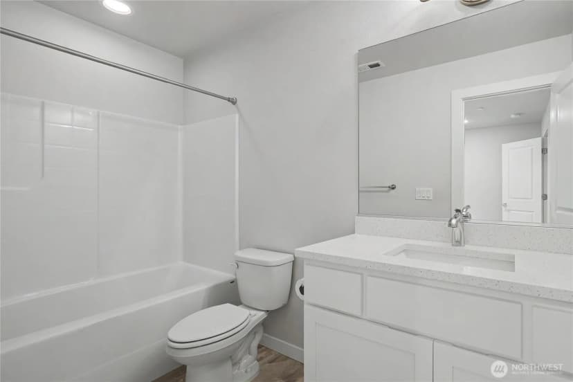 Property photo for 4246 Maple Street Se, Olympia photo 12