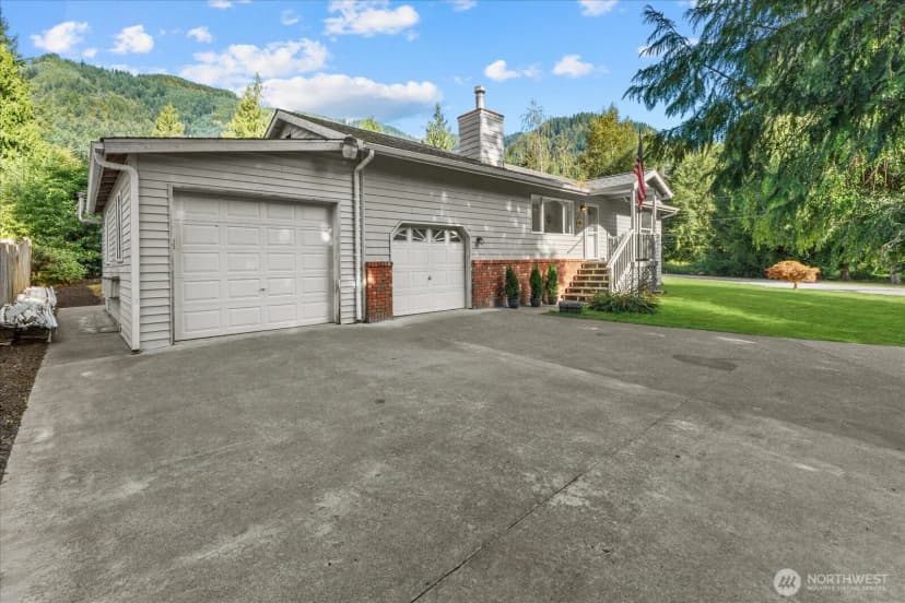 Property photo for 3019 Pine Lane, Sedro Woolley photo 23