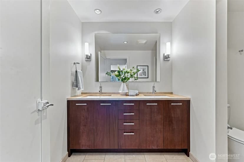 Property photo for 500 106th Avenue Ne #1205, Bellevue photo 21
