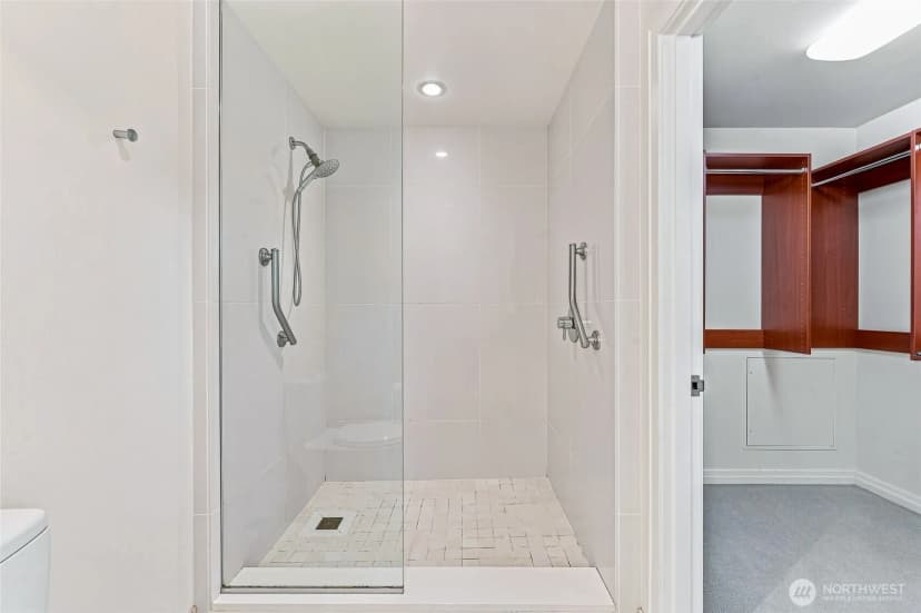 Property photo for 500 106th Avenue Ne #1205, Bellevue photo 23