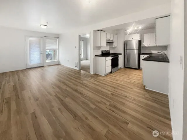 Property photo for 1031 N State Street #310, Bellingham photo 5
