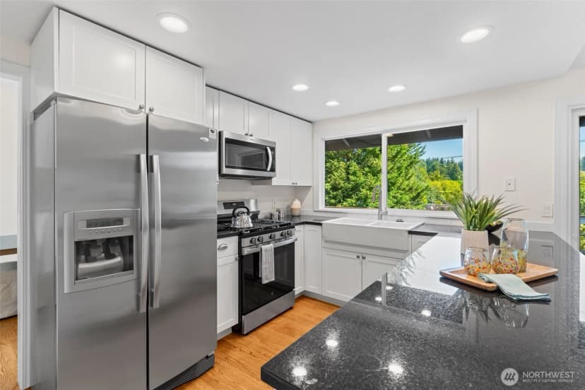 Property photo for 1618 5th Place, Kirkland photo 16