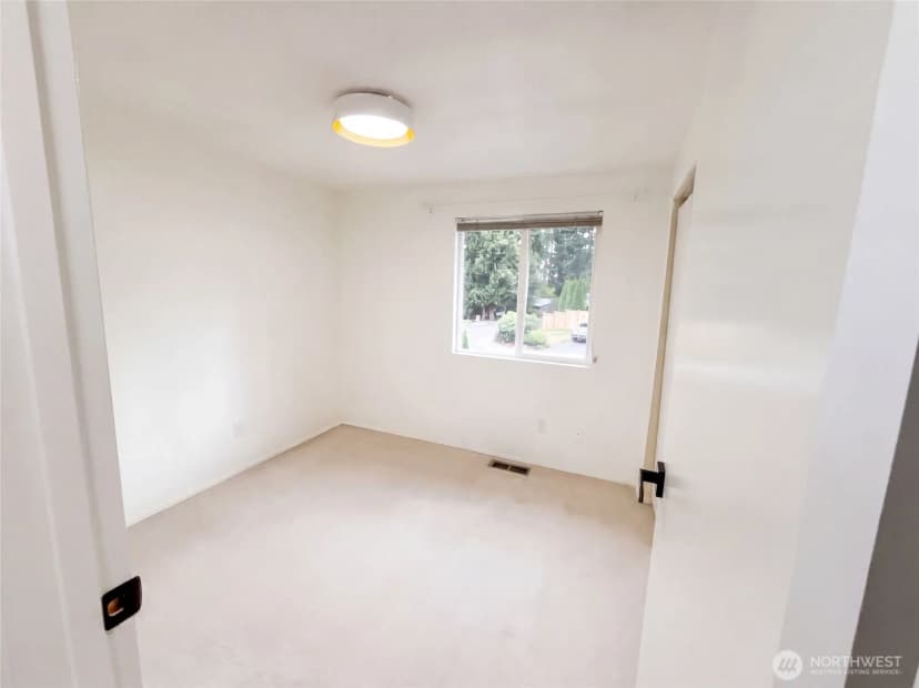 Property photo for 9232 139th Street, Kirkland photo 10
