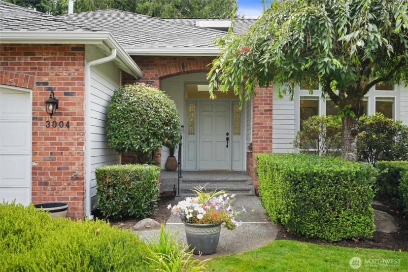 Property photo for 3004 162nd Place Se, Mill Creek photo 2